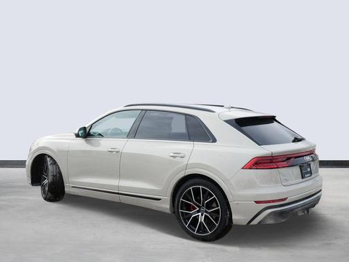 2021 Audi Q8 55 Prestige