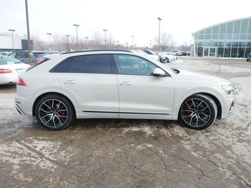 2021 Audi Q8 55 Prestige