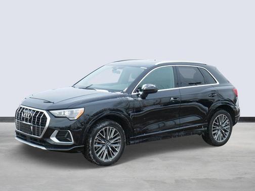 2022 Audi Q3 40 Premium