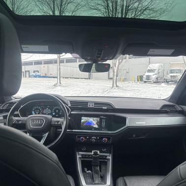 2022 Audi Q3 40 Premium