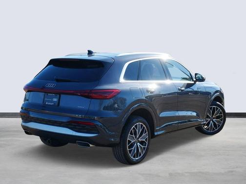 2025 Audi Q5 Premium Plus TFSI quattro S tronic