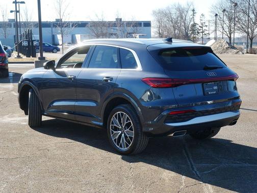 2025 Audi Q5 Premium Plus TFSI quattro S tronic