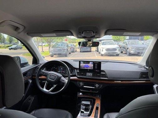 2022 Audi Q5 45 S line Premium