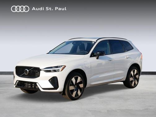 2024 Volvo XC60 Recharge Plug-In Hybrid T8 Plus Dark Theme