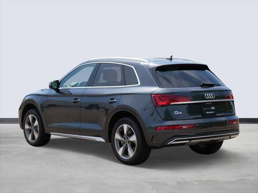 2022 Audi Q5 40 Premium