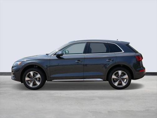 2022 Audi Q5 40 Premium