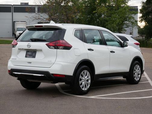 2019 Nissan Rogue S