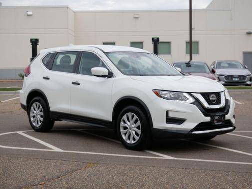 2019 Nissan Rogue S