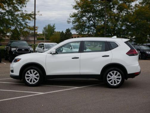 2019 Nissan Rogue S