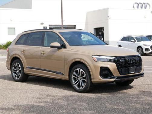 2025 Audi Q7 45 Premium Plus