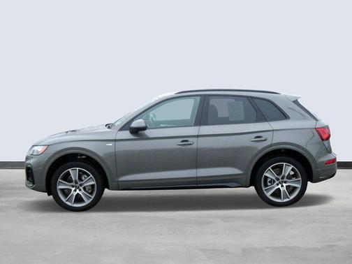 2025 Audi Q5 45 S line Premium