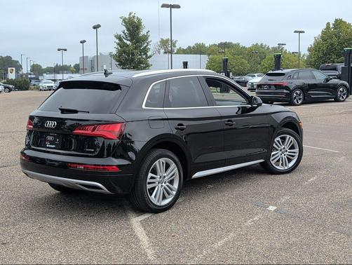 Black Metallic 2019 Audi Q5 2.0T Premium Plus