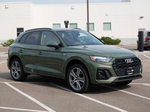 2025 Audi Q5 45 S line Premium