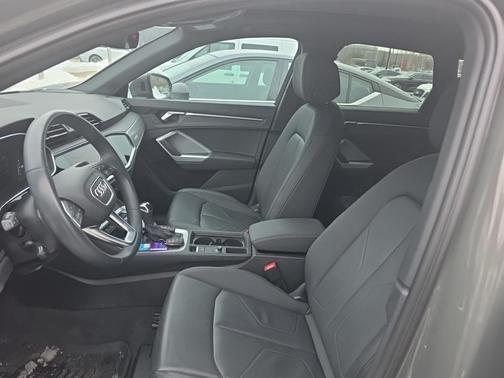 2023 Audi Q3 45 S line Premium Plus