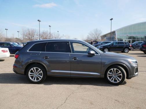 2025 Audi Q7 55 Prestige