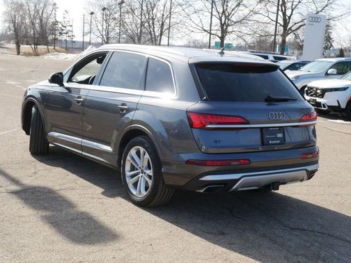 2025 Audi Q7 55 Prestige