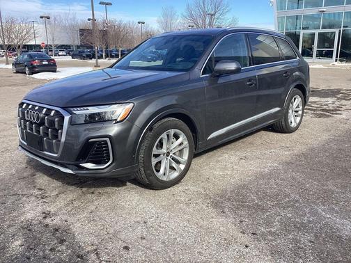 2025 Audi Q7 55 Prestige