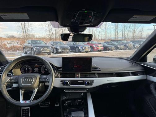 2023 Audi A4 45 S line Premium Plus