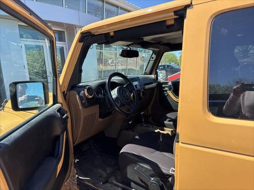 2013 Jeep Wrangler Sahara