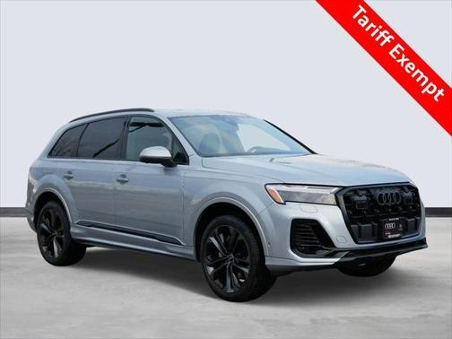 2025 Audi Q7 55 Premium Plus