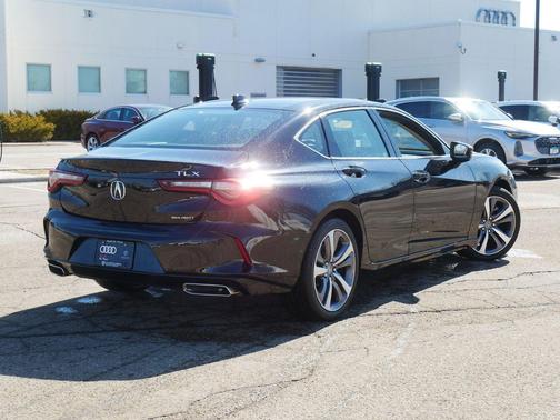 2022 Acura TLX Advance