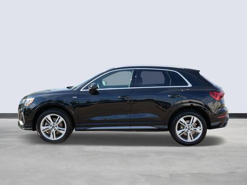 2021 Audi Q3 45 S line Premium