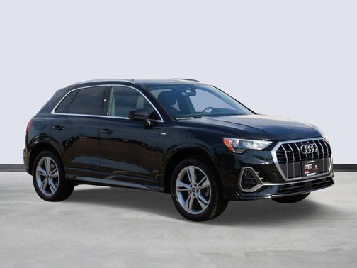 2021 Audi Q3 45 S line Premium