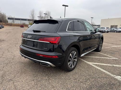 2023 Audi Q5 45 S line Premium Plus
