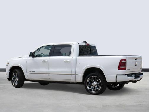 Ivory Tri-Coat Pearl 2019 RAM 1500 Limited