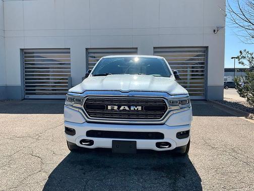Ivory Tri-Coat Pearl 2019 RAM 1500 Limited