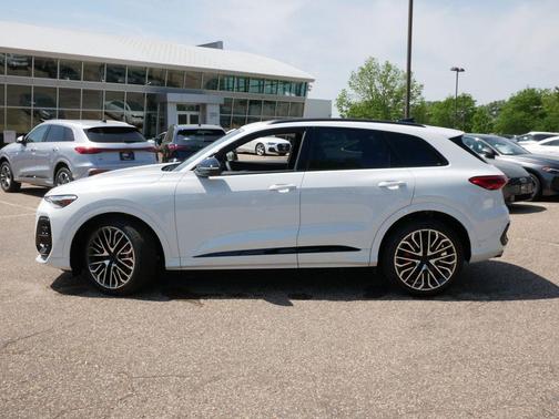 Glacier White Metallic 2026 Audi SQ5 3.0T Premium Plus
