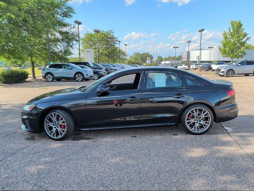 Mythos Black Metallic 2023 Audi S4 Premium Plus TFSI quattro Tiptronic