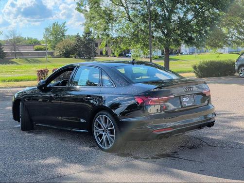 Mythos Black Metallic 2023 Audi S4 Premium Plus TFSI quattro Tiptronic