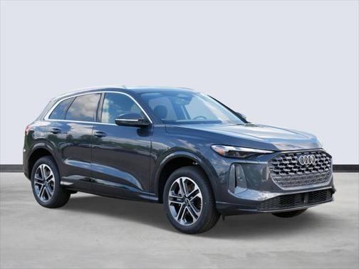2025 Audi Q5 Premium