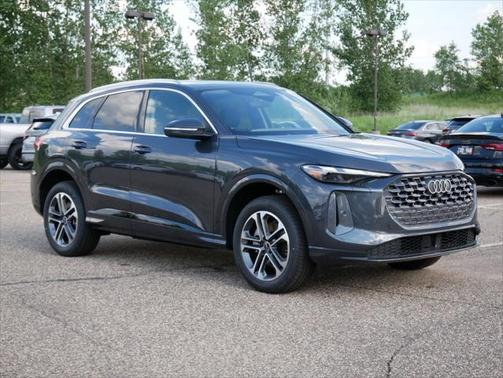 2025 Audi Q5 Premium