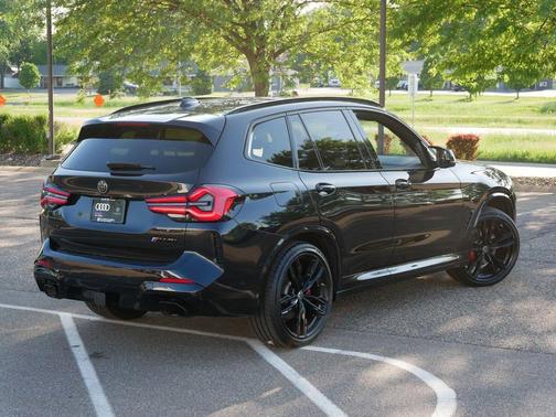 Black Sapphire Metallic 2022 BMW X3 M40i