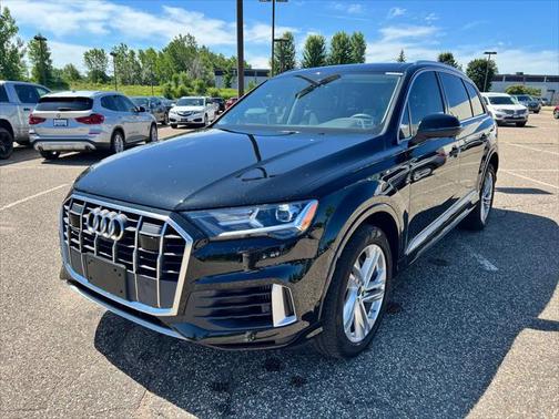 2022 Audi Q7 55 Premium Plus