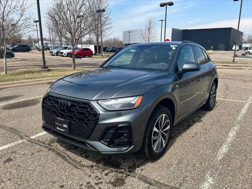 2024 Audi Q5 45 S line Premium