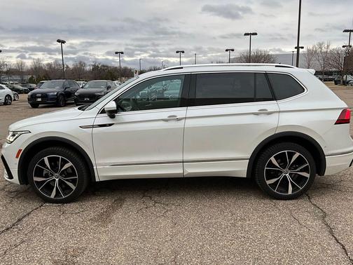 2022 Volkswagen Tiguan 2.0T SEL R-Line 4MOTION