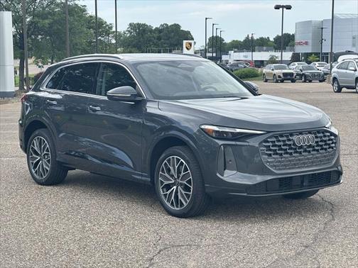 2025 Audi Q5 Premium Plus
