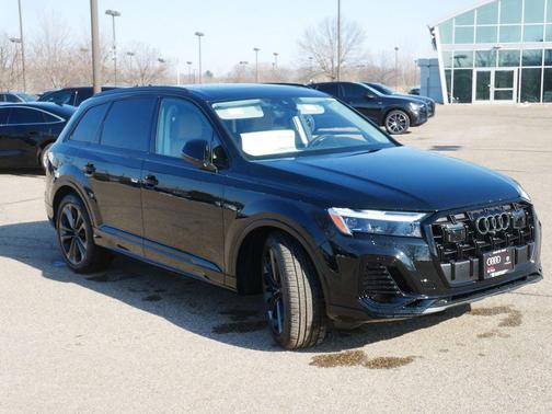 2026 Audi Q7 55 Premium Plus