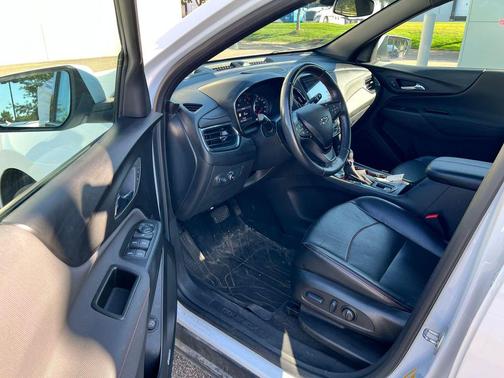 2022 Chevrolet Equinox AWD RS