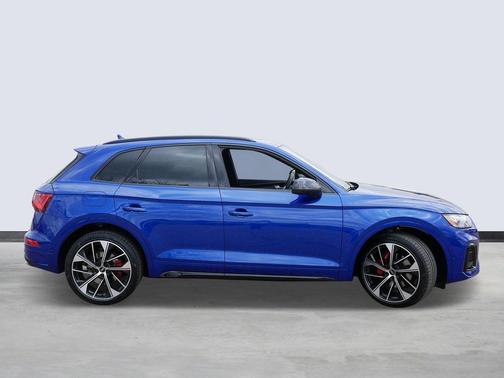 Ultra Blue Metallic 2023 Audi SQ5 3.0T Prestige