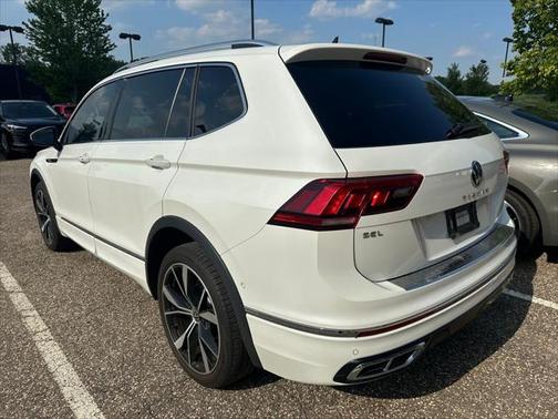 2023 Volkswagen Tiguan 2.0T SEL R-Line 4MOTION