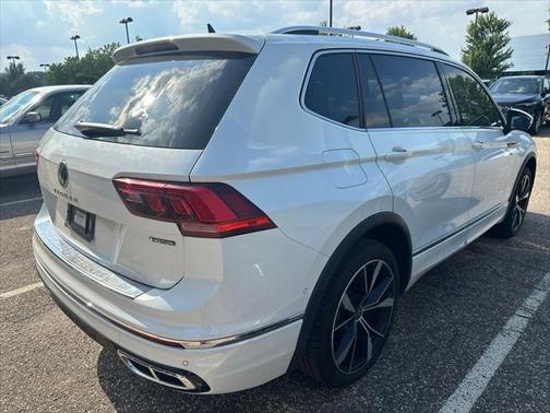 2023 Volkswagen Tiguan 2.0T SEL R-Line 4MOTION