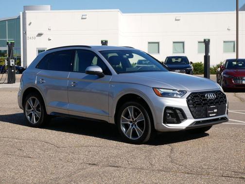2025 Audi Q5 45 S line Premium