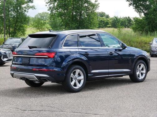 2025 Audi Q7 55 Premium