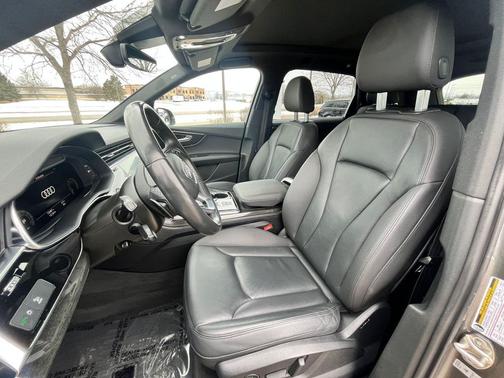2021 Audi Q7 55 Premium Plus