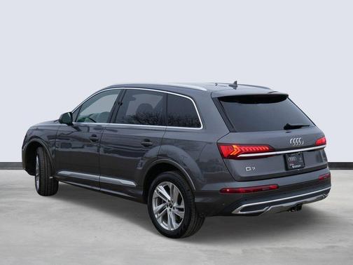 2021 Audi Q7 55 Premium Plus