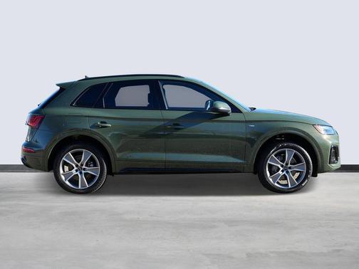 2025 Audi Q5 45 S line Premium